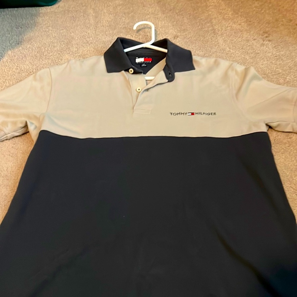 Tommy Hilfiger men’s shirt sleeve polo size small